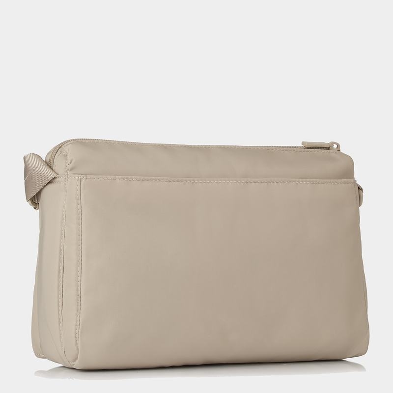 Beige Women's Hedgren Eye Medium Shoulder Bags | CSB1660OC