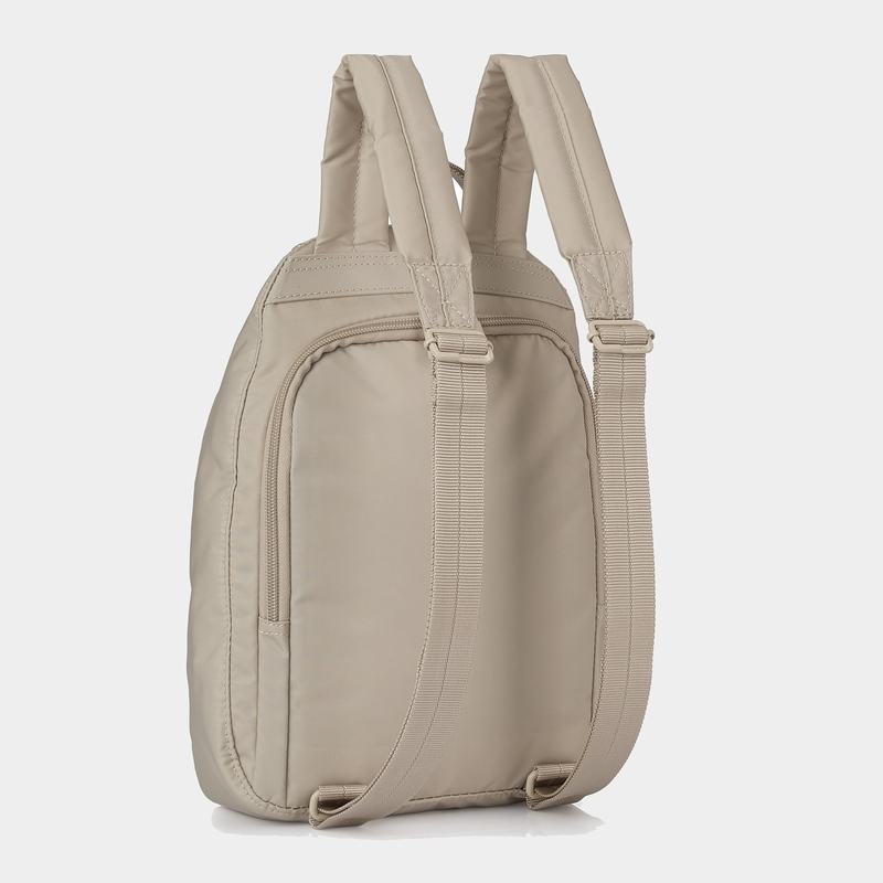 Beige Women's Hedgren Vogue Backpacks | PUN8043YK