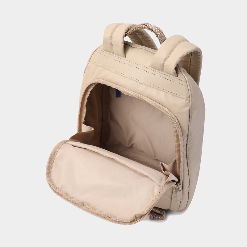 Beige Women's Hedgren Vogue Rfid Backpacks | RXT2460EP