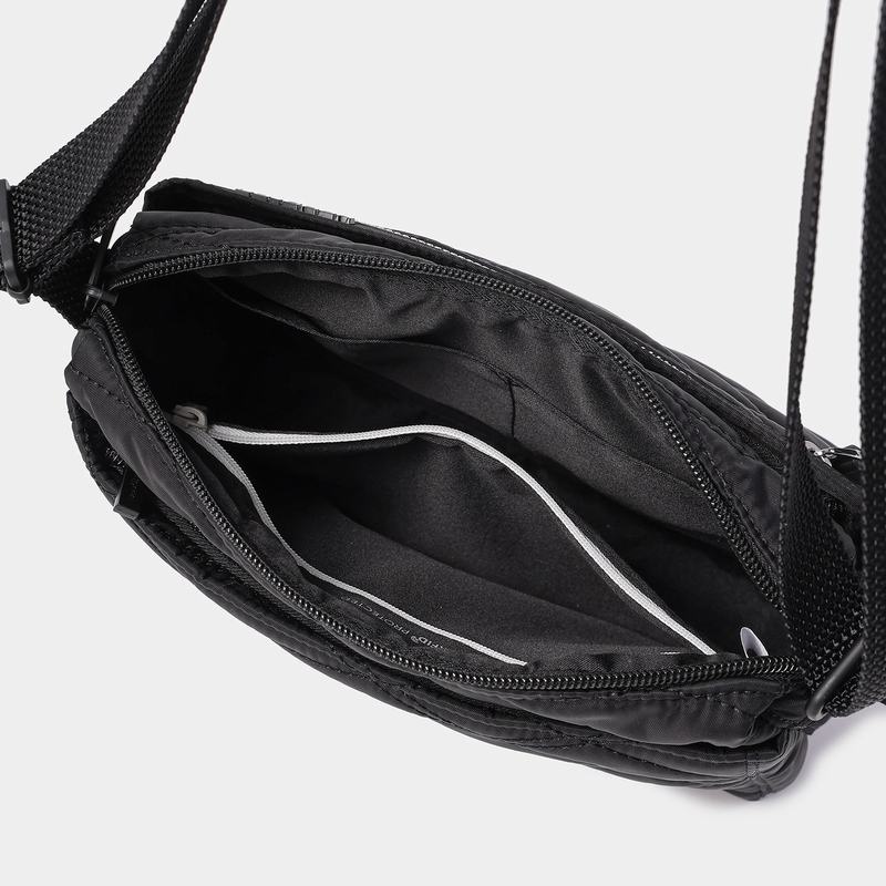 Black Women's Hedgren Eye Shoulder Bags | VBU7911PX