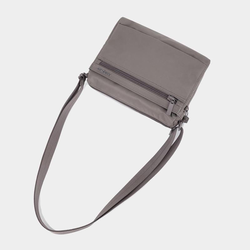 Grey Brown Women's Hedgren Eye Shoulder Bags | VPG72100JY