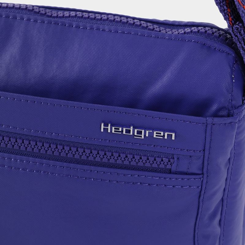 Royal Blue Women's Hedgren Eye Medium Shoulder Bags | ZFM8319JP