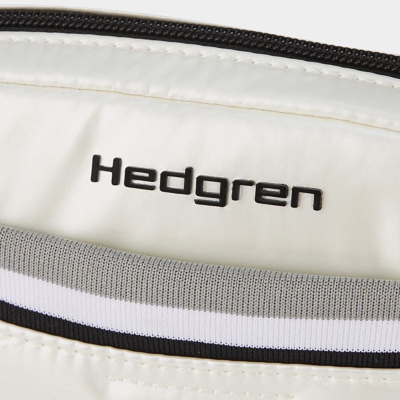 White Women's Hedgren Snug Belt Bags | YMK2194AV